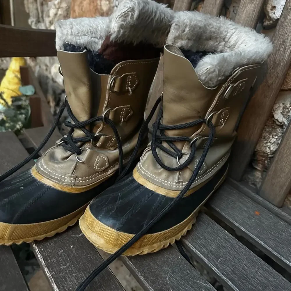 Sorel cozy vintage
